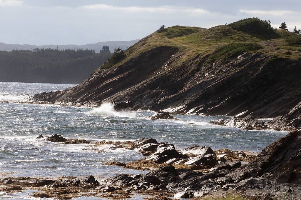Ocean rocks along Fox Island Trail